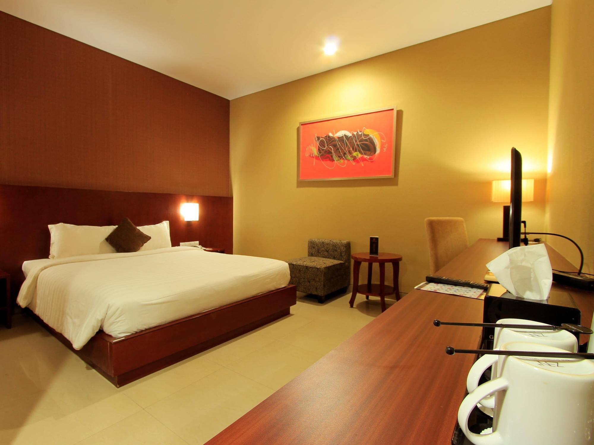 Grand Hatika Hotel Tanjung Pandan Exterior photo